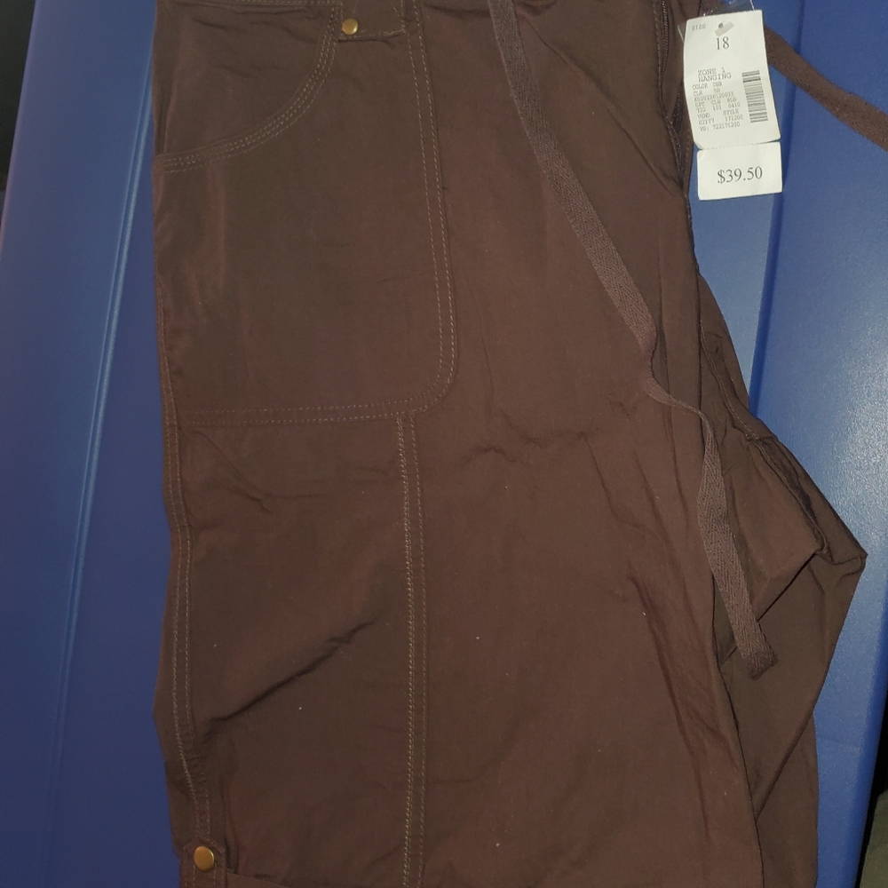 Bermuda shorts size 18